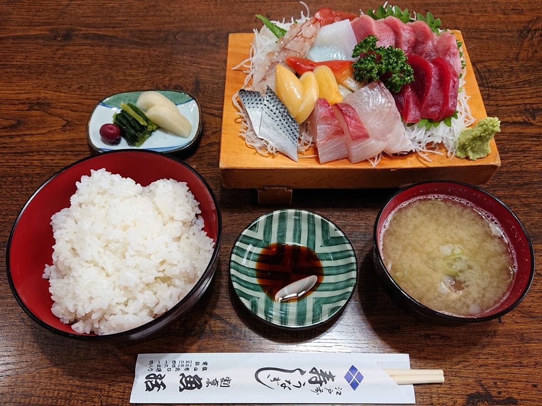 寿司割烹 魚活のさしみ定食